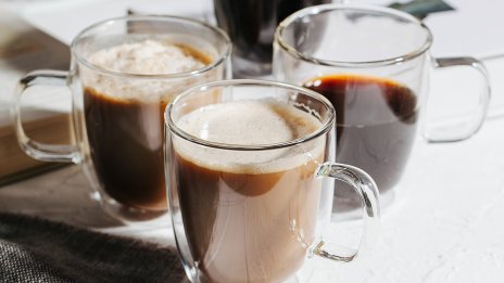 3 чаши кафе на ден, държат доктора далеч от мен