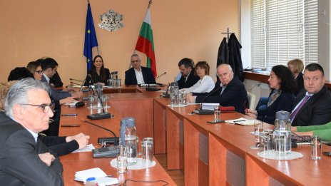 БАБХ извърши 2200 проверки в обекти за производство и търговия с храни през седмицата