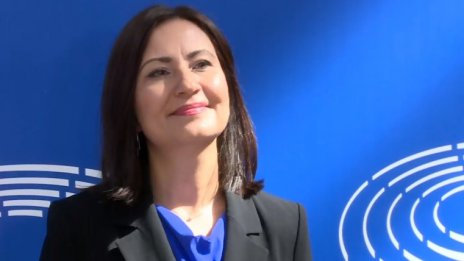 ЕП одобри Илиана Иванова за еврокомисар