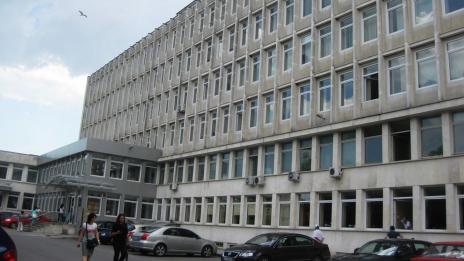НАП – Варна, запечата ресторанти и магазин