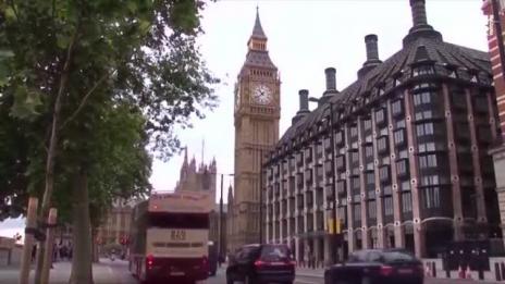 Британците се запасяват с храни и лекарства в случай на Brexit без сделка