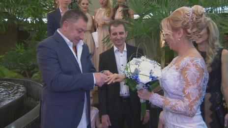 Гибона вдигна стилна сватба с бивша гимнастичка