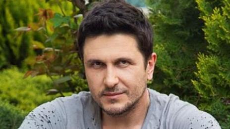 Асен Блатечки и  Николай Урумов оцеляха на косъм при пътен инцидент