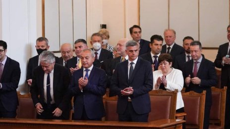 Служебният кабинет заложи "бомба" на НС с пенсиите. Очаква ни лют спор в новия парламент