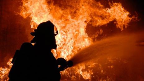 Двама мъже са загинали при пожар в село Дреновец  