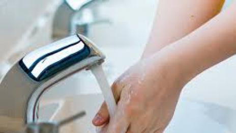 Хей ръчички, хей ги две, кога се миха за последно те...