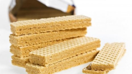 Вафлите бъкат от палмово масло и сухо мляко