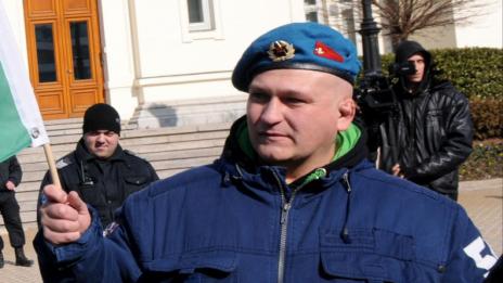 Армия от 5000 махленски биячи пазят бизнесмени (мутри)