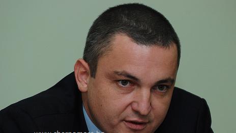 На три месеца кметът отчита какво се прави с парите от заеми