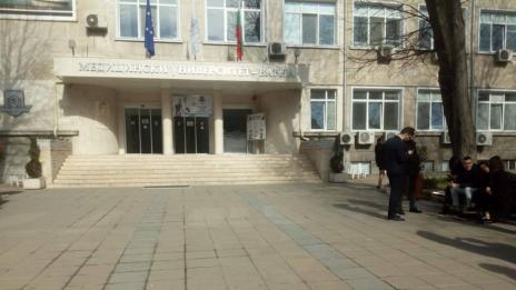 В дните на отворени врати МУ-Варна посрещна стотици посетители