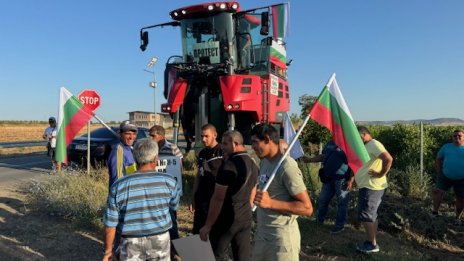 НАП отговори на лозарите: Контролът ограничава сивия сектор