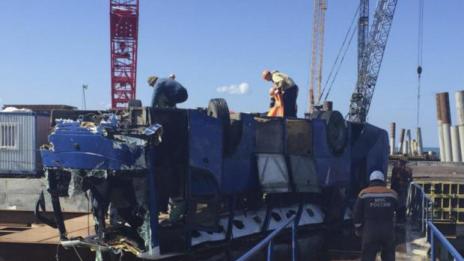 Автобус падна в Черно море край Русия