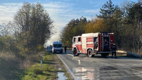 12 т дизел експлодирали при сблъсъка на тира и цистерната. Версиите за взрива