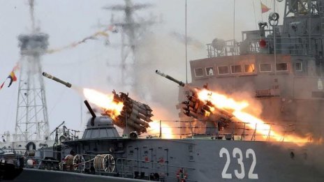 20 руски бойни съдове, включително подводници, са в оперативната зона на Черно море