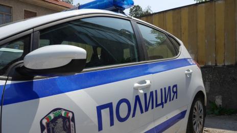 Убиха с брадва дядо заради 1000 лева