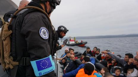 Frontex ще разполага с 10 000 души за помощ по границите