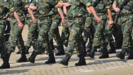Казармата се връща, но вече ще е по желание