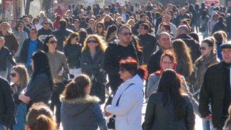 Проучване: Българинът е материалист, приоритетът му - да трупа имущество