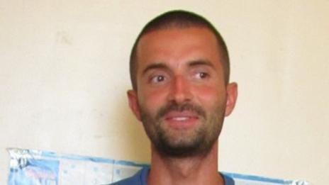Мошеникът, сгащен от монахини, свил 13 бона