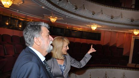 С 266 000 финансират общината и министерството на културата варненската опера и театър
