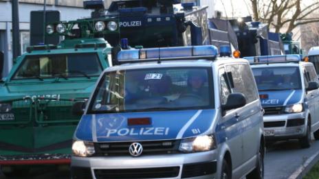 Час за разплата: 1700 полицаи вдигнати на крак в Кьолн