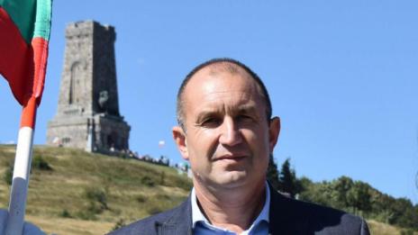 Румен Радев: Мафията се опитва да вкара България в глух коловоз и да скрие корупцията