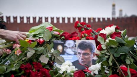 Близък на Немцов със съмнение за отравяне