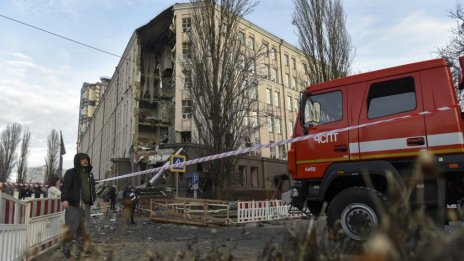 Русия атакува отново с дронове Киев