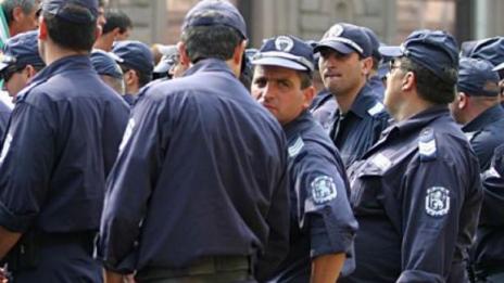 Полицаите ще протестират на професионалния си празник