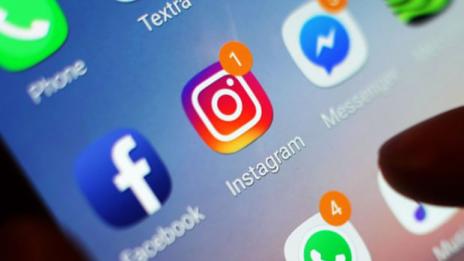 Ученичка се самоуби заради анкета в Instagram