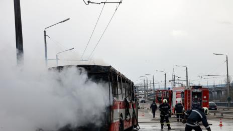 Тролей пламна на Аспарухов мост (СНИМКИ)