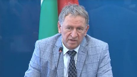 Стойчо Кацаров: Спаднат ли новозаразените, падат и мерките