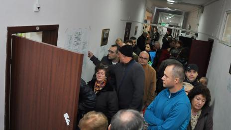 Висока избирателна активност за Варна в сутрешните часове