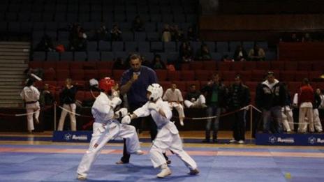 Варна с голяма група на държавното по киокушин