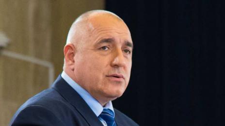 Борисов отиде във ВМА за четири инжекции, вече е на работа