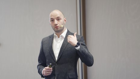 Димитър Ганев: Йотова влиза като фаворит в тази кампания