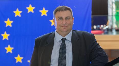 Емил Радев избран за зам.-председател на интергрупата за защита на животните в европарламента