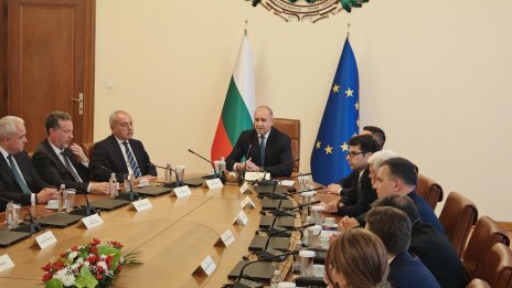 Правителството на Радев планира да изтегли дълг от 3.8 млрд. евро
