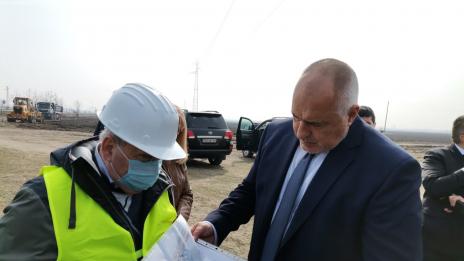 Борисов инспектира ремонта на пътя Видин-Ботевград