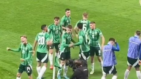 България допусна срамна загуба с 0:5 в Белфаст