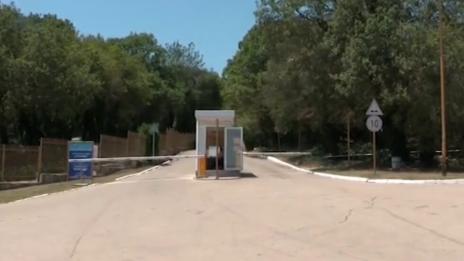 Премахват незаконните бариери на "Русалка"