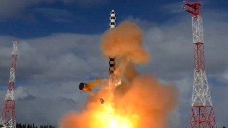 Страховитата "Сармат". Русия тества най-мощната си ракета ВИДЕО