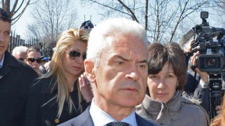 Трета пробация за Сидеров, този път за клек шопа