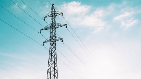 Токът за бизнеса поскъпна с близо 3% от днес