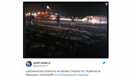 Самолет без преден колесник кацна аварийно във Варшава