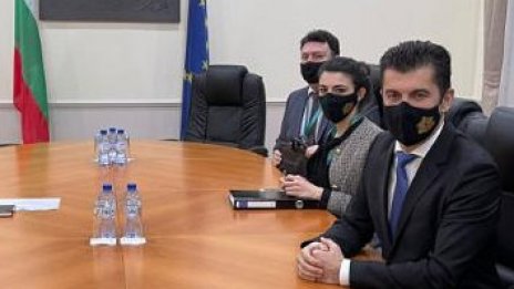 Петков от Брюксел: Продължаваме дипломатическите усилия за решаване на кризата с Украйна