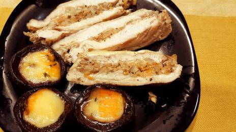 Рецепта на деня: Супер лесно, здравословно и вкусно пилешко руло