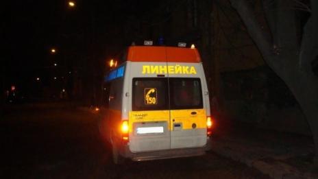 Млад мъж загина, а жена и дете са с опасност за живота след тежка катастрофа край Варна