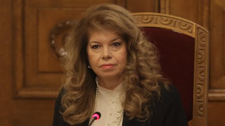 Йотова наложи вето върху промените в ИК, ограничаващи правото на глас в чужбина