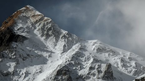 Трета българка изкачи Еверест